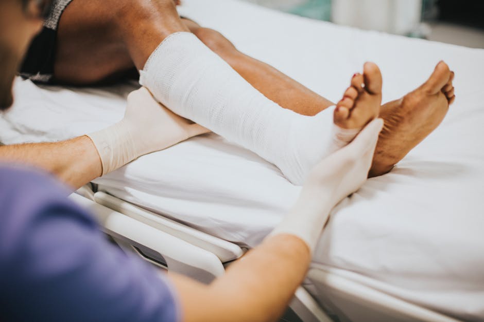 7 Signs It’s Time To See A Podiatrist For Your Ankle Pain