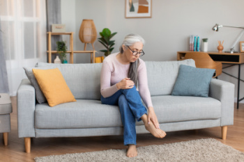 Common Causes of Foot Pain in Women
